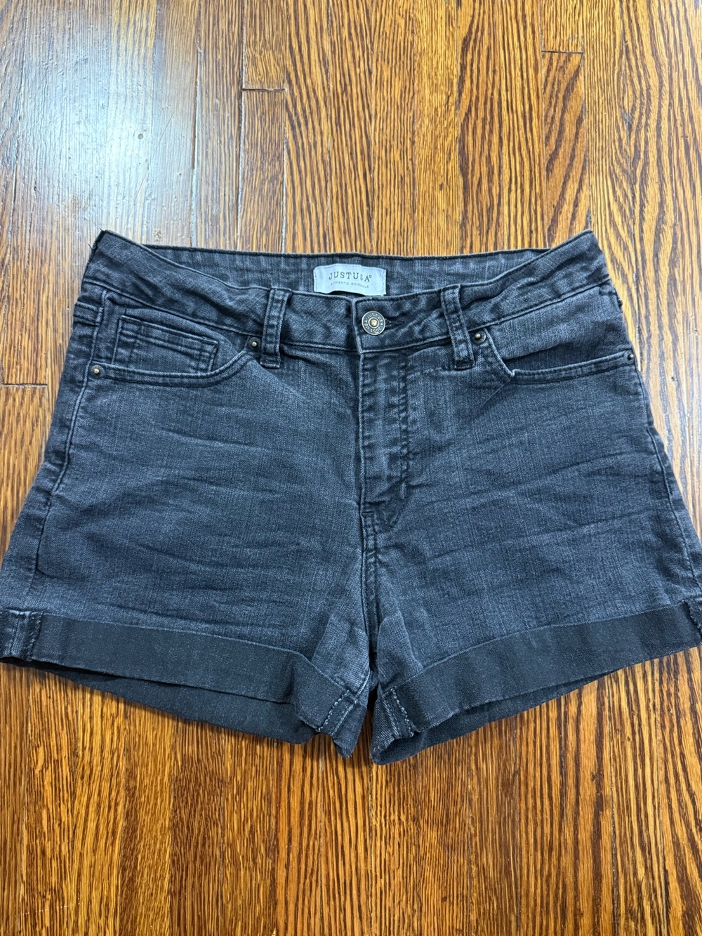 JUST USA Black Denim Shorts Size M Cuffed Hem Faded Acid Wash Stretch Jean